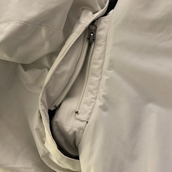 Zero Xposur white winter/ski zip up jacket with removable hoodie, size M - Picture 7 of 14